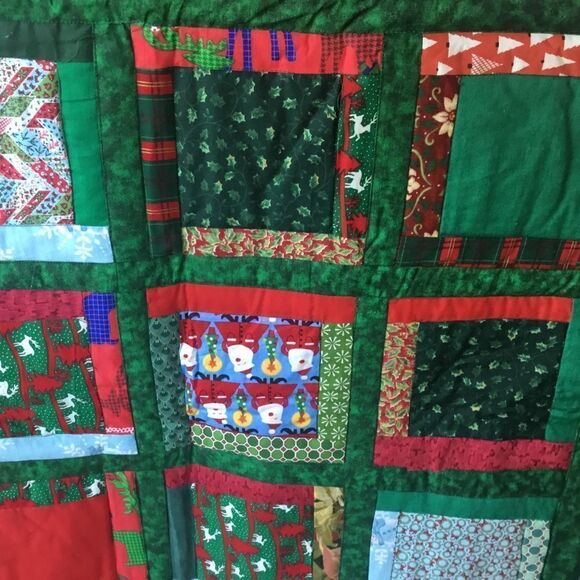 NWOT Handmade Holiday Quilt - Picture 3 of 13